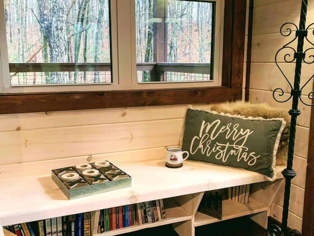 Nordic Mountain Modern Lodge - Family Friendly Luxury Cabin In Walden'S Ridge 세비어빌 외부 사진