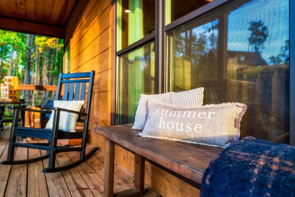 Nordic Mountain Modern Lodge - Family Friendly Luxury Cabin In Walden'S Ridge 세비어빌 외부 사진